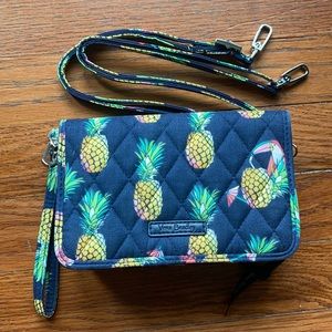 Vera Bradley wallet/wristlet